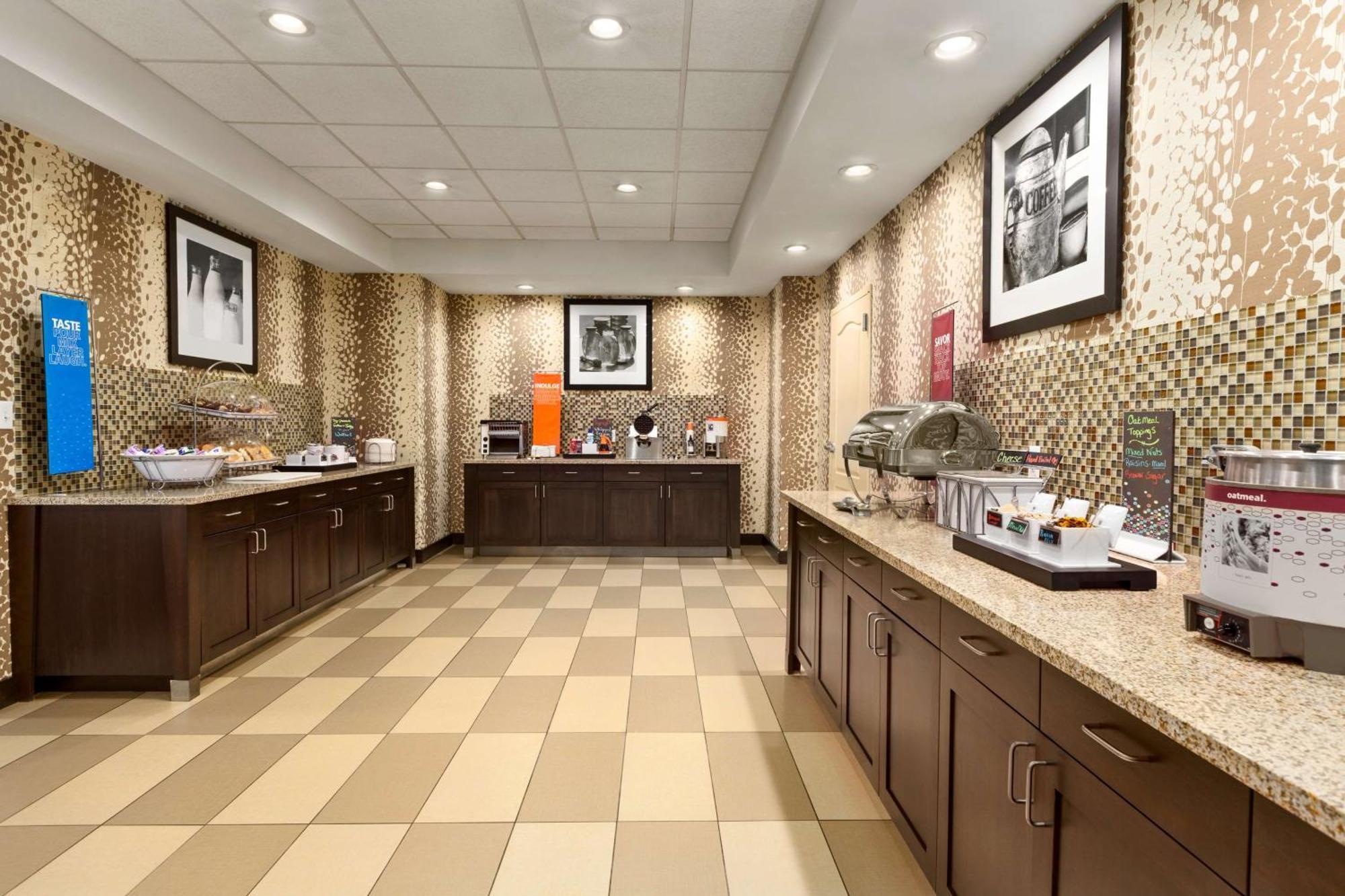 Hampton Inn Dover Kültér fotó