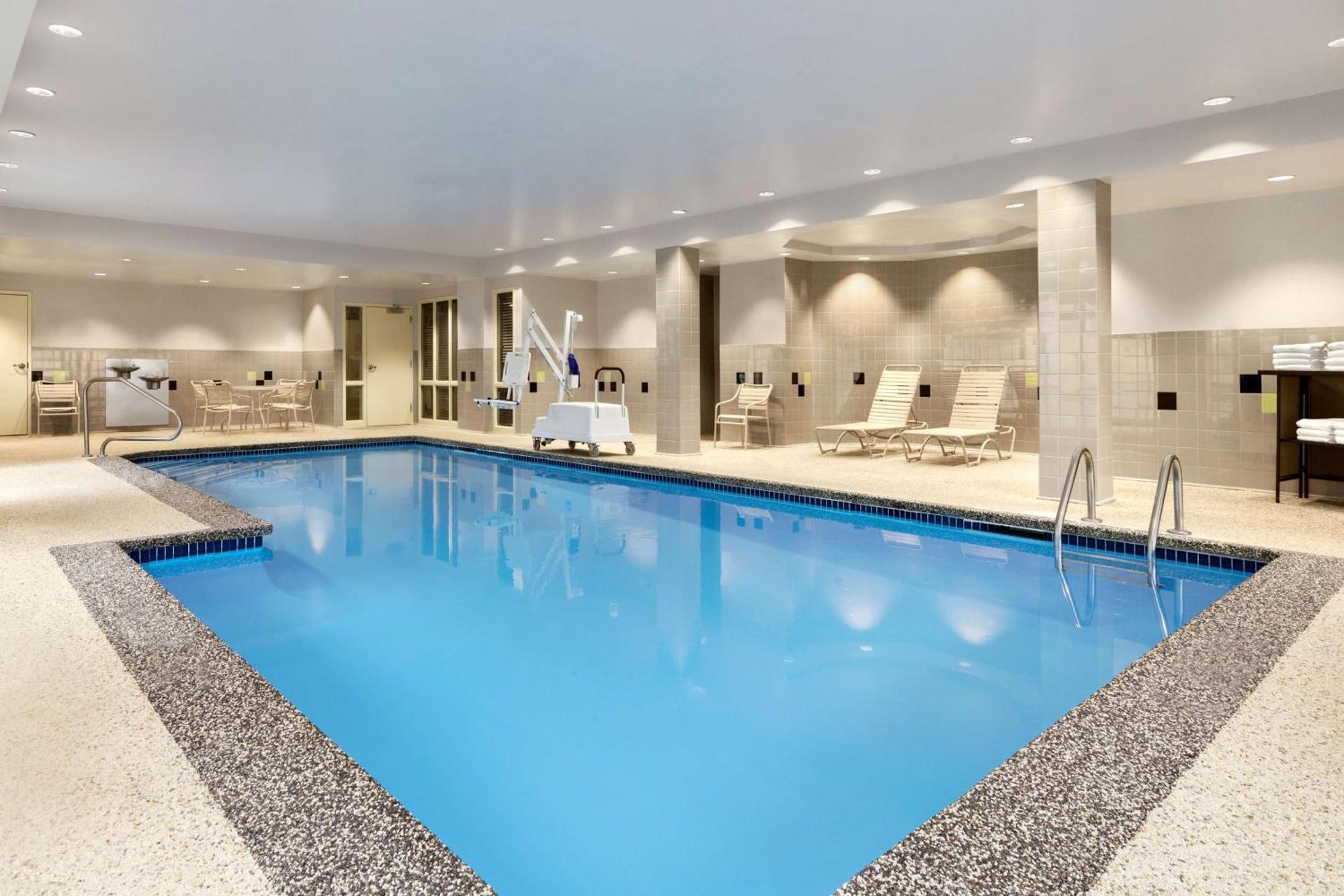 Hampton Inn Dover Kültér fotó