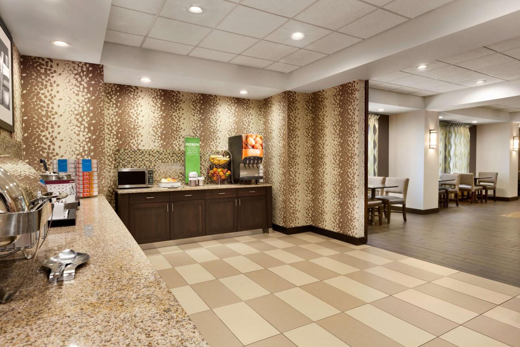 Hampton Inn Dover Kültér fotó